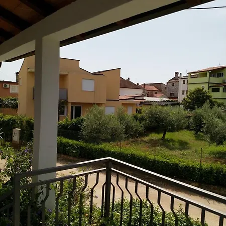 Holiday home Happy *